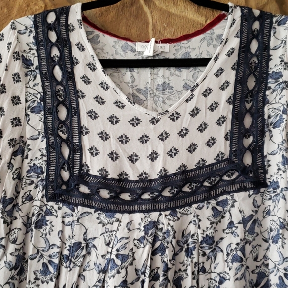 Clover & Scout Blue & White Blouse - Picture 2 of 4
